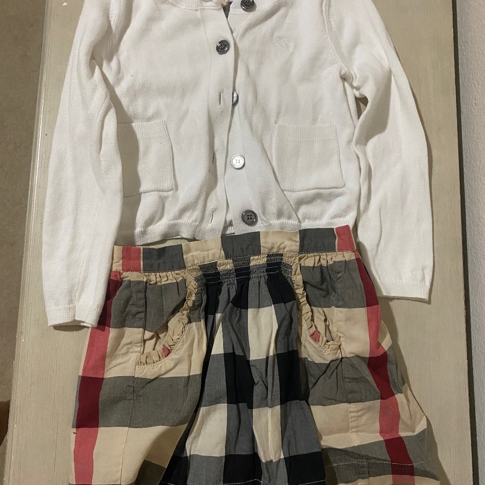 Burberry Girls 2pc set 5Y